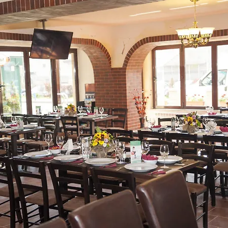 West Plaza Hotel