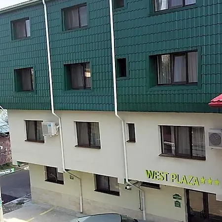 West Plaza Hotel 3*