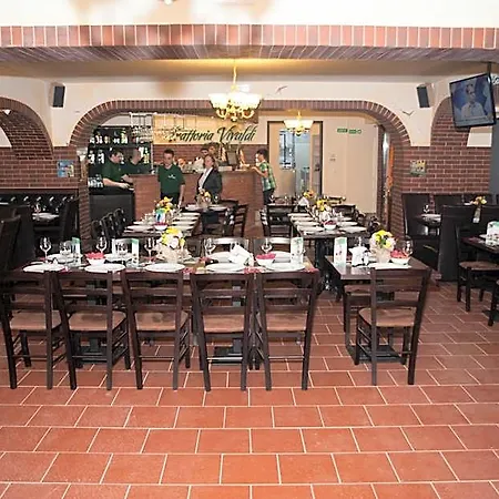 West Plaza Hotel Bucharest