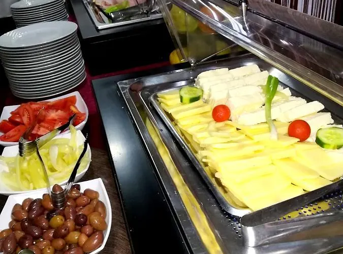 West Plaza بوخارست