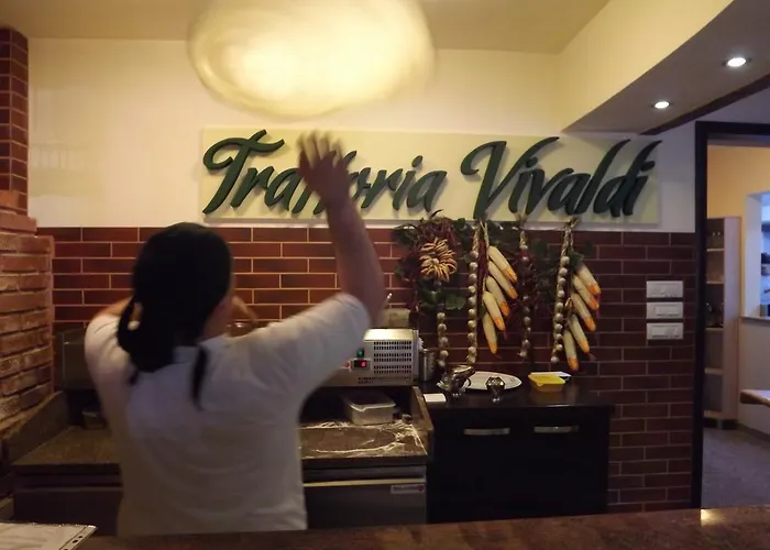 Готель West Plaza 3*