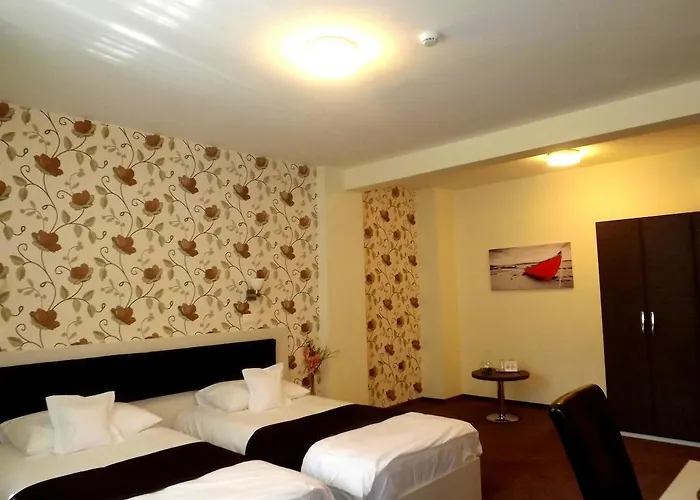 West Plaza 3* Bukurešť
